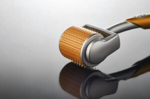 A Microneedling device (manual Roller)